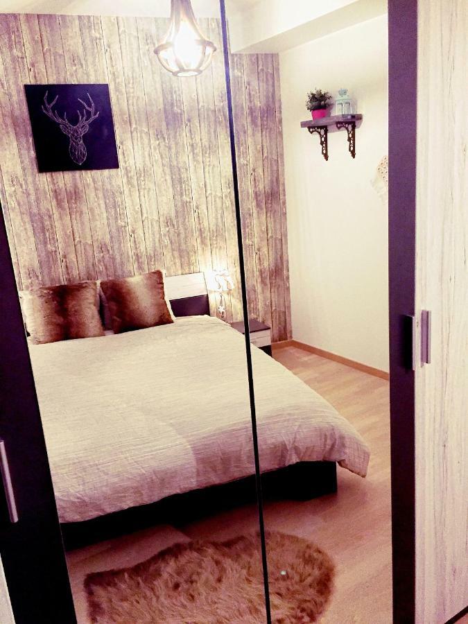 La Reposee Du Lac Apartment Vielsalm Bagian luar foto